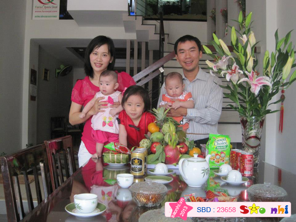 Gia đình nhỏ đón xuân 2013