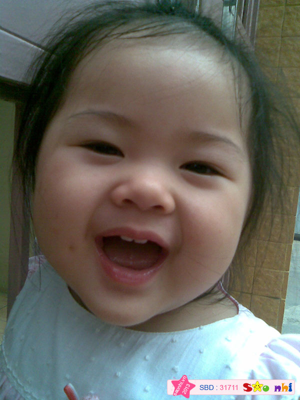 Bé Nguyễn Vũ Lan Anh