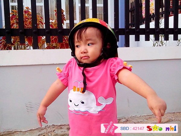 Bé Nguyễn Hoàng Phương Anh