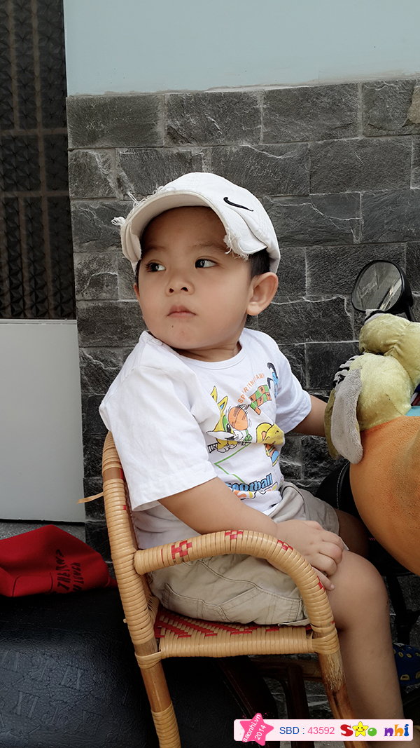 Bé Bùi Minh Hiếu