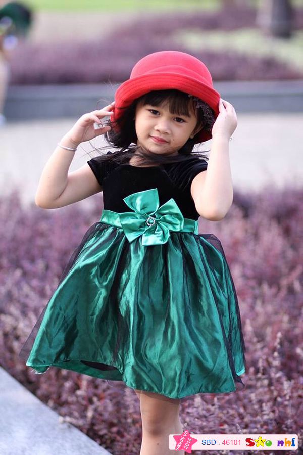 Bé Nguyễn Hồng Trâm Anh