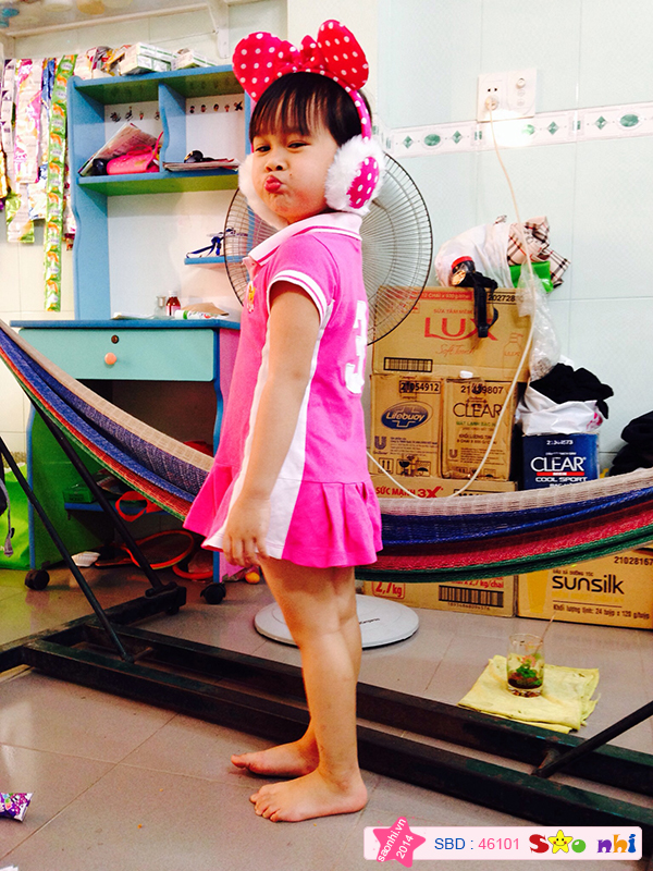 Bé Nguyễn Hồng Trâm Anh