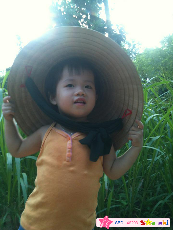 Bé Lê Đoàn Khánh Thy