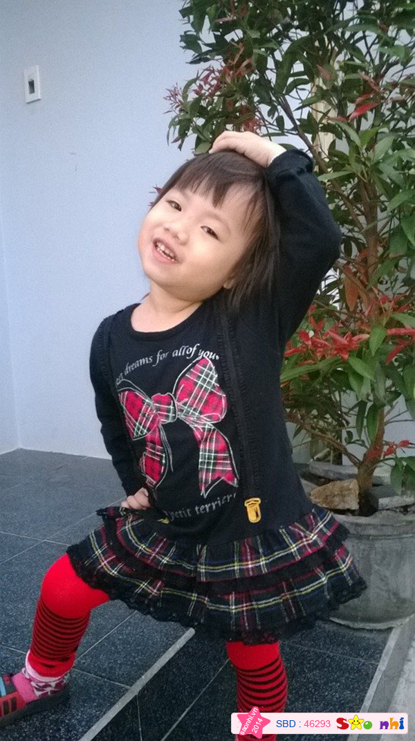 Bé Lê Đoàn Khánh Thy