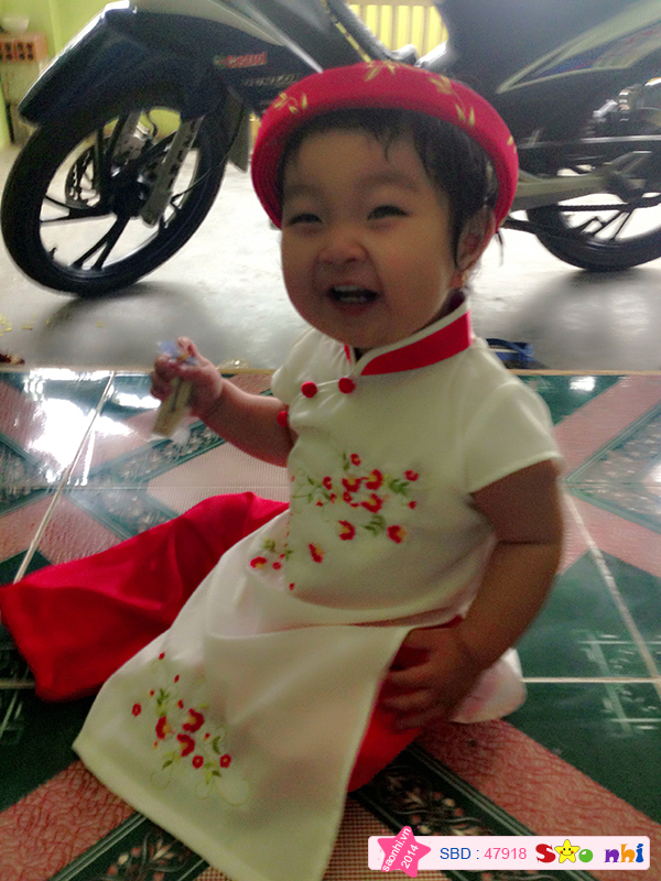 Bé Nguyễn Ngọc Khánh Uyên