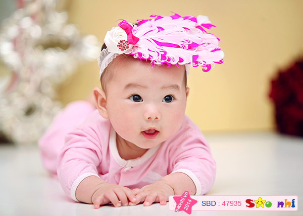 Con xin chào các bác , các cô , các chú ạ
