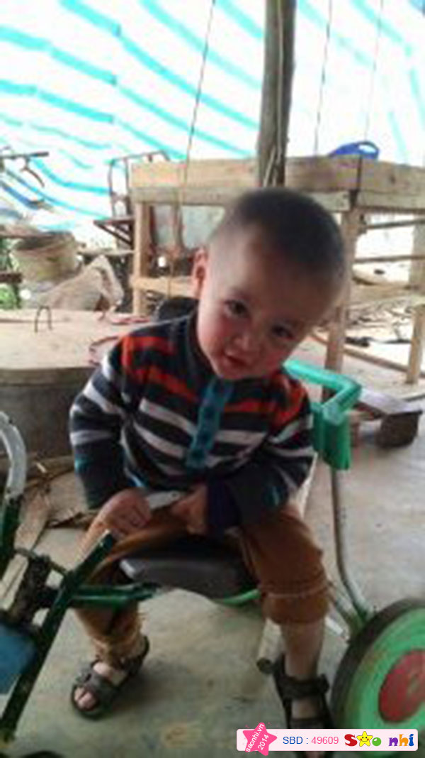 Bé Lưu Tùng Lâm