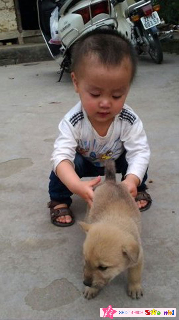 Bé Lưu Tùng Lâm