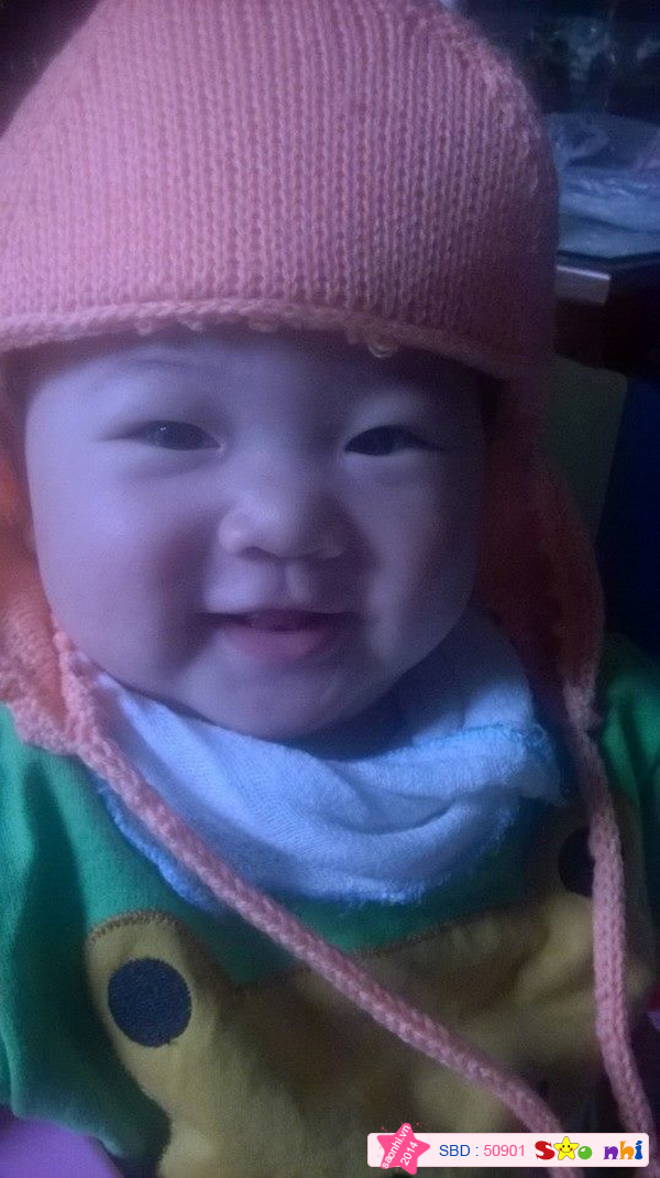 1 Khi nhím tròn 4 tháng tuổi ,Nhím rất thích chụp hình và hay cười lắm - mai-thi-bao-ngoc-1