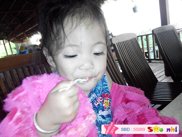Bé Nguyễn Huỳnh An Nhiên