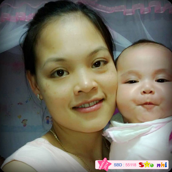 và đây là làm lũng , tạo dáng cùng mẹ