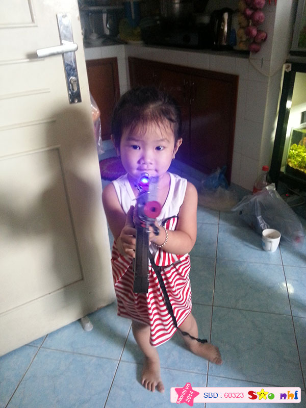 Bé Đặng Hà Phương Anh