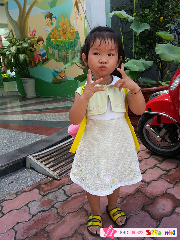 Bé Đặng Hà Phương Anh