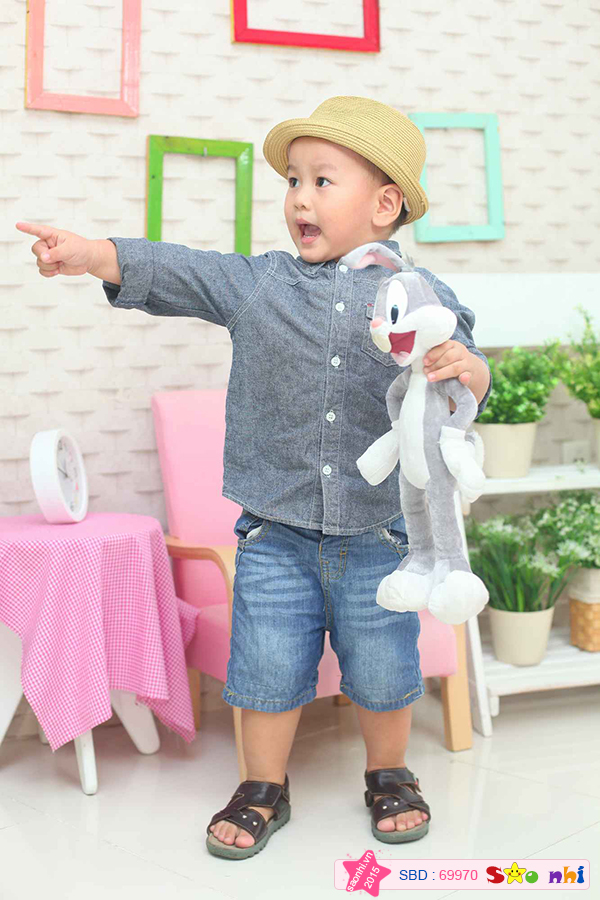 Bé Nguyễn Trường Tiến Minh