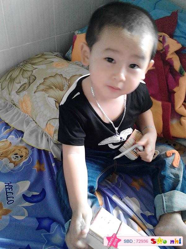 Bé Phùng Minh Quân