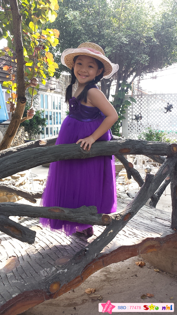 Bé Lê nguyễn khánh ngọc