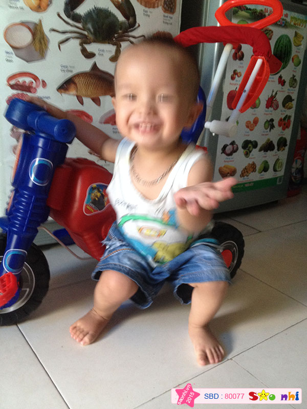 Bé Phạm Duy Khang