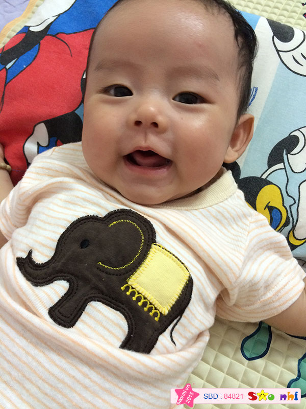 Bé Bùi Minh Khang