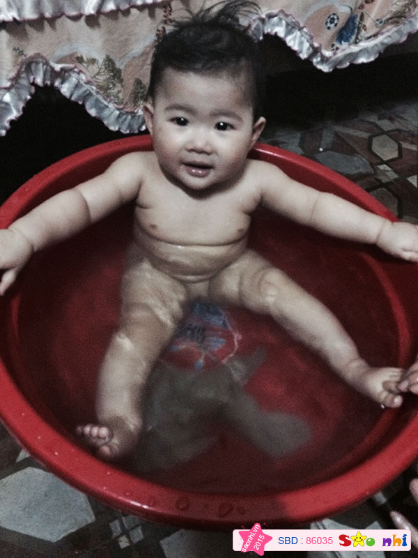 Bé Lương Minh Phương