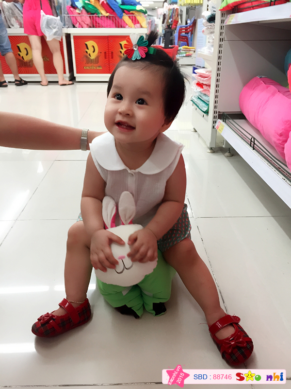 bé Nguyễn Thị Thủy Nguyên
