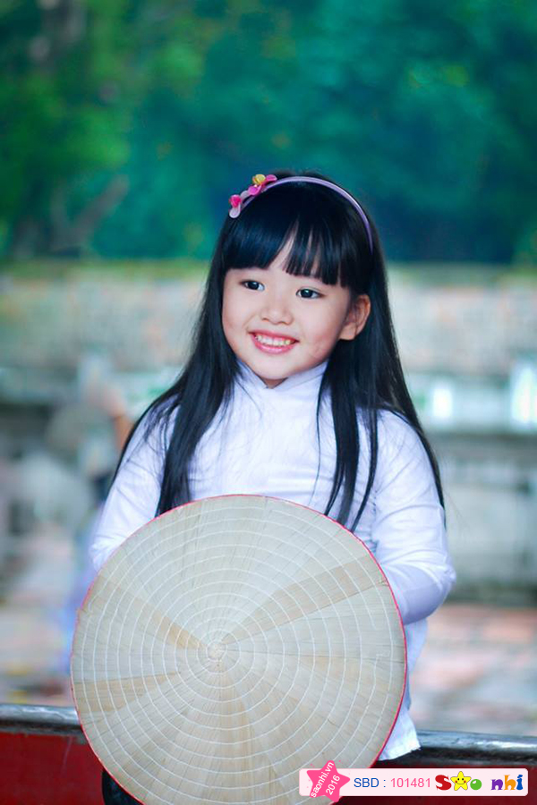 bé Đỗ Nguyễn Khánh Thy