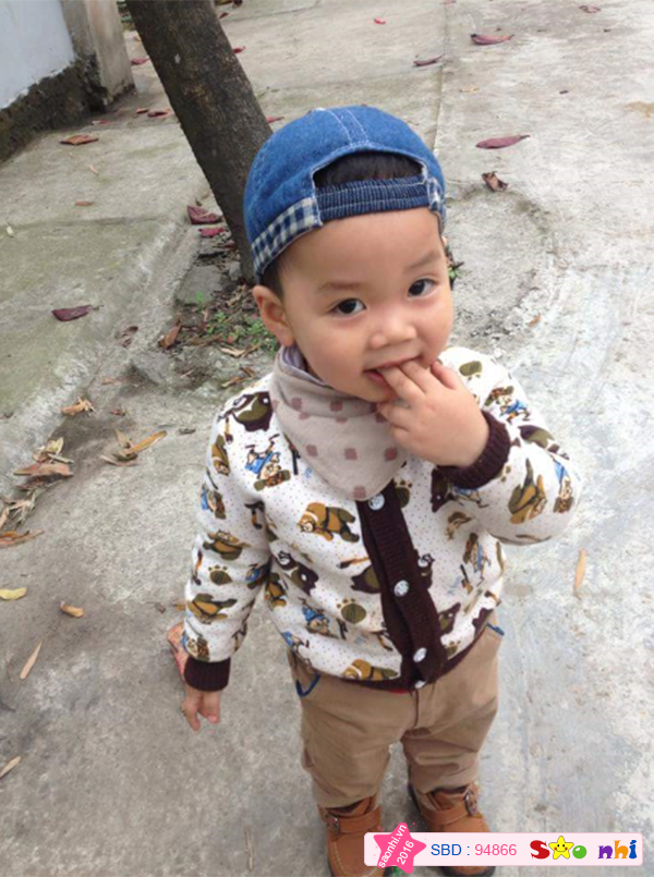 bé Hoàng Lê Gia Bảo