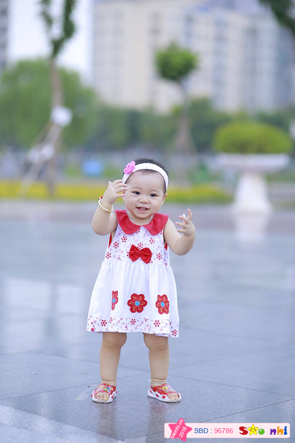 bé Nguyễn Phạm Linh Anh