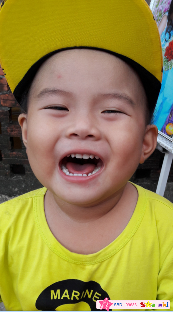 bé Phạm Gia Huy
