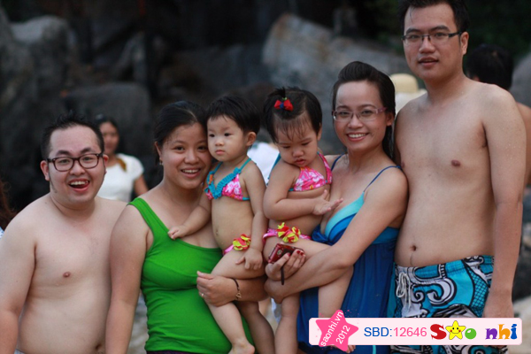 Gia đình bé Cao Tuệ Minh