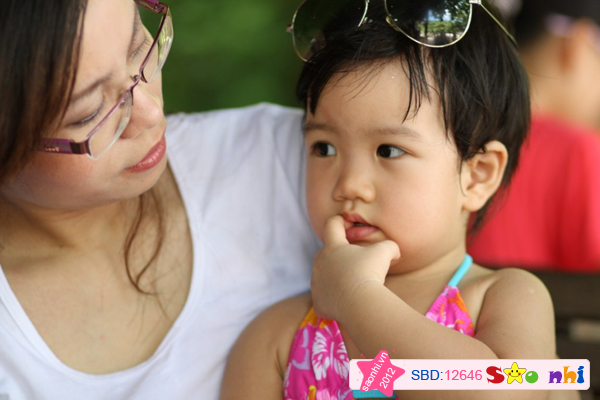 Gia đình bé Cao Tuệ Minh