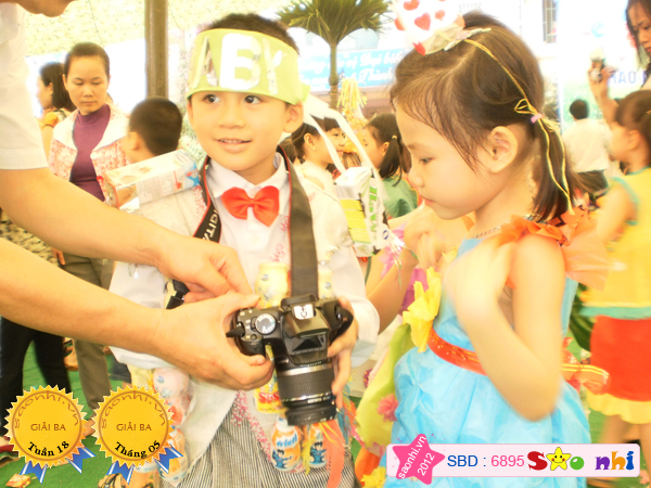 Đinh Hoàng Thủy Tiên