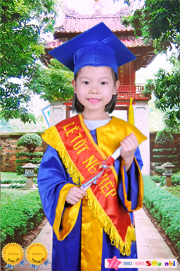 Đinh Hoàng Thủy Tiên